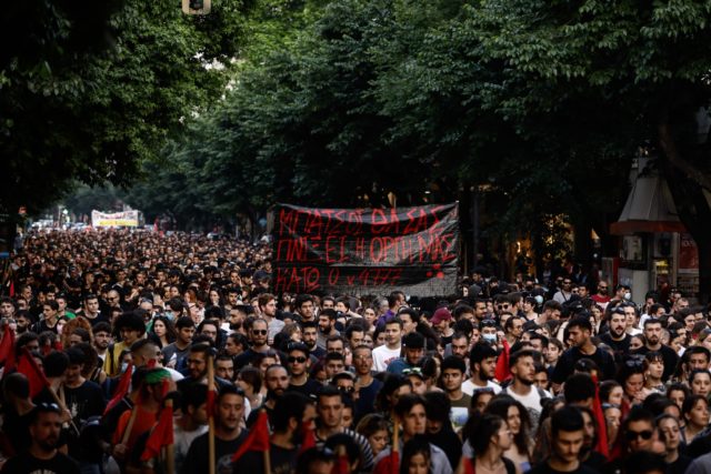 Θεσσαλονίκη: Μεγαλειώδεις κινητοποίηση των φοιτητών ενάντια στην πανεπιστημιακή αστυνομία