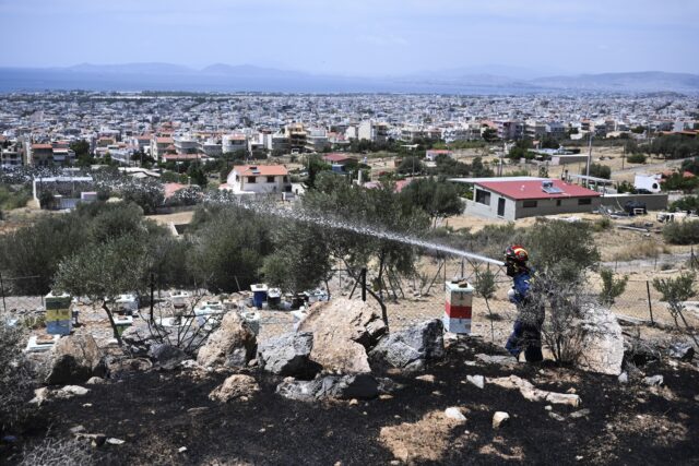 Φωτιά στη Βούλα: Σε εξέλιξη η καταγραφή ζημιών στο Πανόραμα