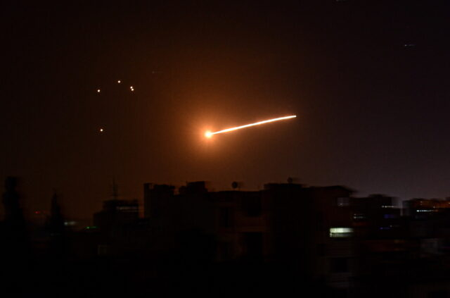 Το Ισραήλ βομβαρδίζει τη Λωρίδα της Γάζας μετά τη χθεσινή σφαγή εννέα Παλαιστινίων