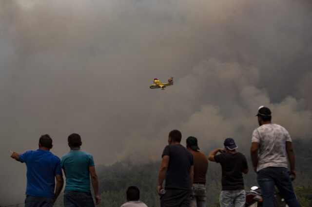 Τουρκία: Για τρίτη συνεχόμενη μέρα καίει η φωτιά στην Μαρμαρίδα