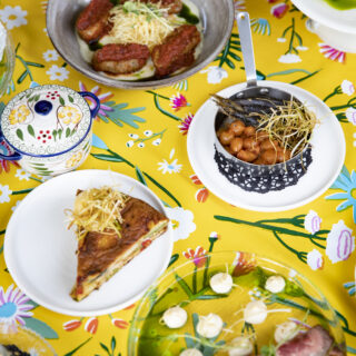 Bocas Meze: Τα ισπανικά tapas συναντούν τους ελληνικούς μεζέδες στη Νέα Φιλαδέλφεια