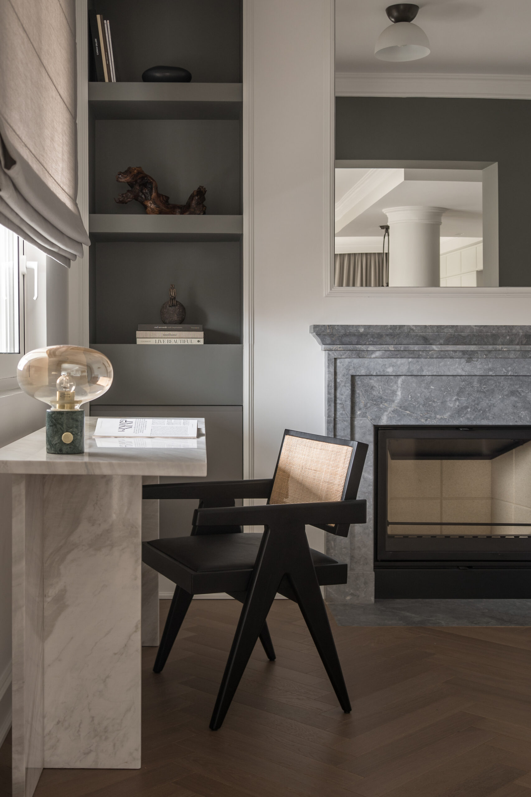 Δύο διαμερίσματα των 60s ενώνονται σε ένα και αποκτούν ξεχωριστό σκανδιναβικό στυλ