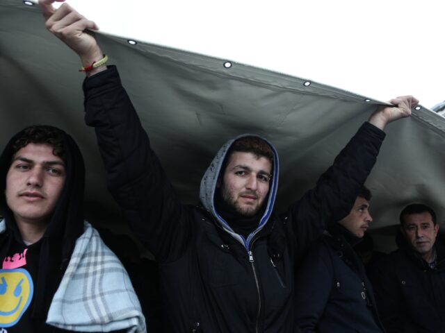 Άνδρες πρόσφυγες, επιζώντες έμφυλης βίας και βασανιστηρίων