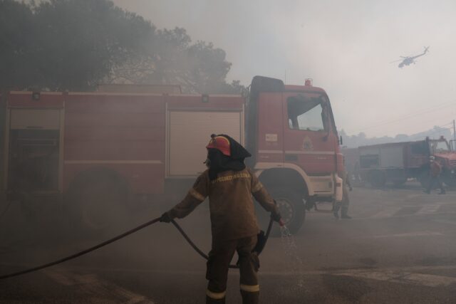 Φωτιές σε Ηλεία, Λακωνία και Ασπρόπυργο