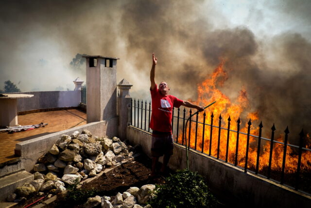 Στο έλεος του καύσωνα και των πυρκαγιών η Πορτογαλία