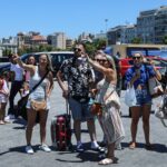 Έκτακτη ενημέρωση ΕΟΔΥ: Αύξηση των νέων μολύνσεων Covid-19 στις τουριστικές περιοχές