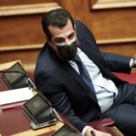 Θάνος Πλεύρης: Η μετάδοση του κορωνοϊού δεν γίνεται στους κλειστούς χώρους