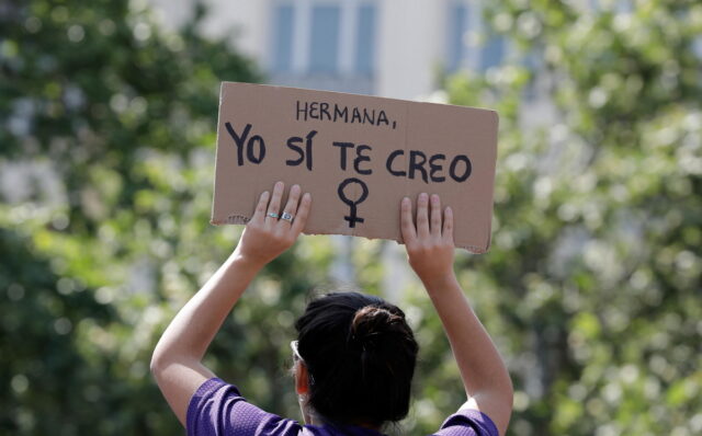 «Μόνο το ναι σημαίνει ναι» – Εγκρίθηκε οριστικά στην Ισπανία η αυστηροποίηση της νομοθεσίας κατά της σεξουαλικής βίας