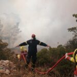 Φωτιά ξέσπασε σε δάσος στο Άγιον Όρος