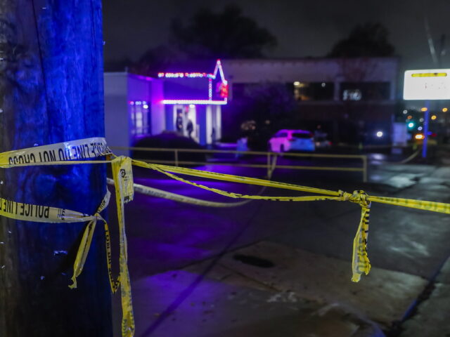 ΗΠΑ: Οπλισμένος άντρας μπήκε σε gay club και σκότωσε τουλάχιστον 5 ανθρώπους