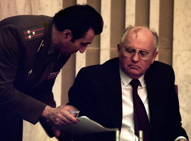 Τι ήταν το κόκκινο χαρακτηριστικό σημάδι στο μέτωπο του Γκορμπατσόφ