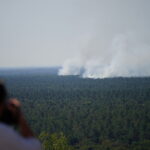 Γερμανία: Ανεξέλεγκτη μαίνεται η πυρκαγιά στο δάσος Γκρούνεβαλντ του Βερολίνου
