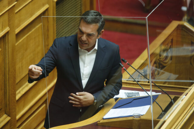 Τσίπρας στη Βουλή: Αυτοί είναι οι έξι που παρακολουθούσε η ΕΥΠ – Πρόταση μομφής κατά της κυβέρνησης [VIDEO]
