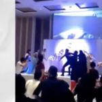 Γάμος σαν από σαπουνόπερα: Γαμπρός έδειξε στη δεξίωση βίντεο την νύφη να κάνει σεξ με τον άνδρα της αδερφής της