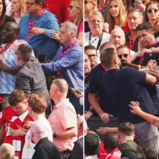 Μάντσεστερ Γιουνάιτεντ: Οπαδοί πιάστηκαν από τον λαιμό κατά τη διάρκεια του αγώνα