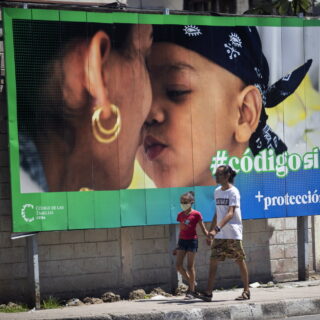 «Η αγάπη είναι πλέον νόμος στην Κούβα»: Το νησί της Επανάστασης πρωτοπορεί