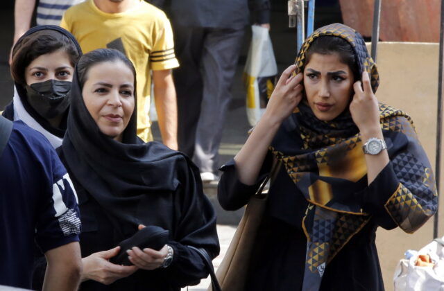 Ιράν: Η Τεχεράνη απειλεί τις διασημότητες της χώρας που υποστηρίζουν τις διαδηλώσεις