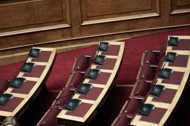Στη Βουλή κατατέθηκε το νομοσχέδιο του υπ. Δικαιοσύνης για το ειδικό ποινικό μητρώο αδικημάτων σε βάρος ανηλίκων