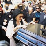 Το τελευταίο «αντίο» στη Μάρθα Καραγιάννη [ΕΙΚΟΝΕΣ]