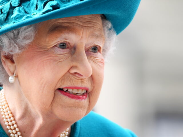 Βασίλισσα Ελισάβετ: Άφησε δυο σφραγισμένες επιστολές
