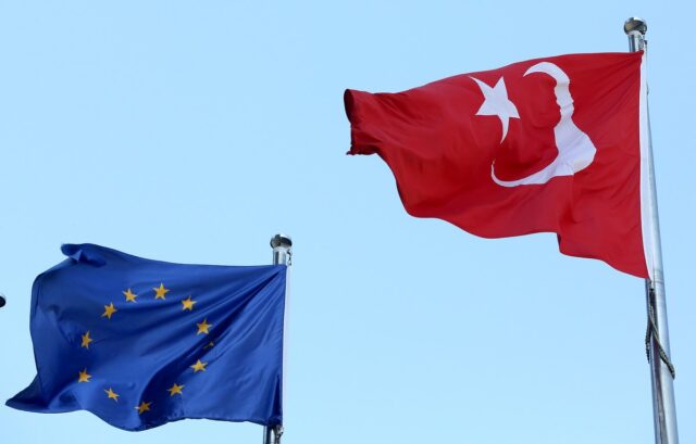 Η Τουρκία θα συμμετέχει στη συνεδρίαση της Ευρωπαϊκής Πολιτικής Κοινότητας στην Πράγα