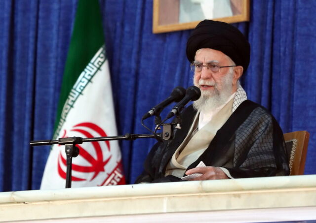 Ιράν: «Προσχεδιασμένες» οι διαδηλώσεις και τα επεισόδια λέει ο Αγιατολάχ Αλί Χαμενεΐ