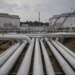 Σε επίπεδο ρεκόρ οι εξαγωγές ρωσικού πετρελαίου παρά τις κυρώσεις της Δύσης