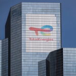 Μήνυση κατά της TotalEnergies για συνέργεια σε εγκλήματα πολέμου