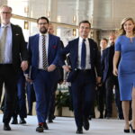 Σουηδία: Συμφωνία για κυβέρνηση μειοψηφίας με τη στήριξη της ακροδεξιάς