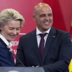 Περιοδεία της Ούρσουλα φον ντερ Λάιεν στα Δυτικά Βαλκάνια – Επισκέψεις σε Σκόπια και Πρίστινα