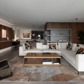 Αυστηρές γεωμετρίες δημιουργούν άνεση και οικειότητα σε αυτό το διαμέρισμα στην καρδιά της Θεσσαλονίκης