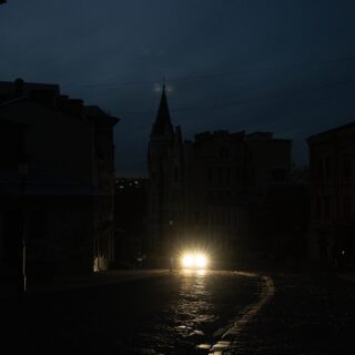 Το Κίεβο βυθίζεται στο σκοτάδι