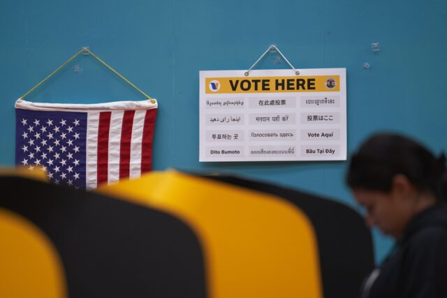 ΗΠΑ – Ενδιάμεσες εκλογές: Οι Δημοκρατικοί επικεντρώνονται στην επαναληπτική εκλογική αναμέτρηση της Τζόρτζια