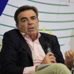 QatarGate – Politico: Ερευνάται πιθανή εμπλοκή του Μαργαρίτη Σχοινά στο σκάνδαλο