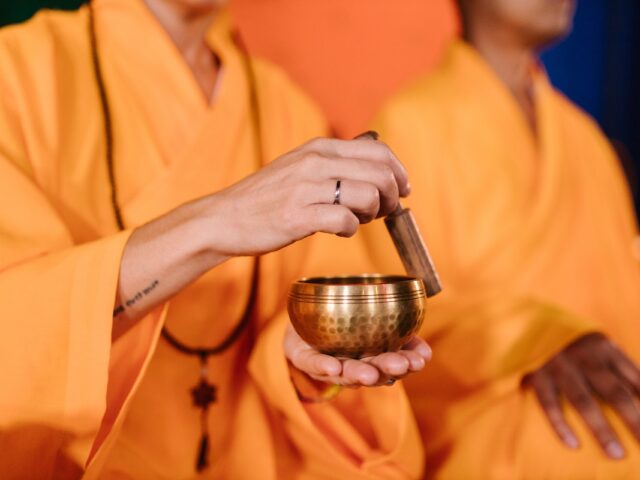 Βουδιστές μοναχοί βρέθηκαν θετικοί στη μεθαμφεταμίνη σε ναό της Ταϊλάνδης