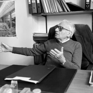 «Βόμβα» Χρίστου Ντούμα στην Popaganda: «Τουλάχιστον 4-5 ειδώλια από τη Συλλογή Στερν που εκτίθεται στην Αθήνα είναι πιθανότατα κίβδηλα»