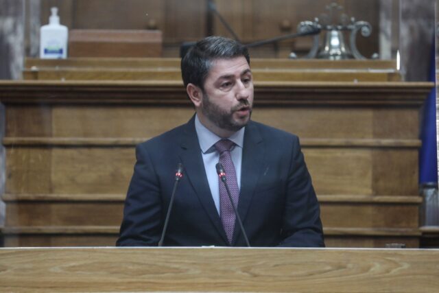 Ανδρουλάκης: Πρωθυπουργός και κυβέρνηση κακοποιούν βάναυσα τους θεσμούς στον βωμό της συγκάλυψης
