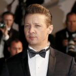 Σε κρίσιμη αλλά σταθερή κατάσταση εξακολουθεί να νοσηλεύεται ο Τζέρεμι Ρένερ