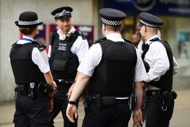 Βρετανία: Εκατοντάδες αστυνομικοί απολύονται στο πλαίσιο εξυγίανσης του Σώματος, έπειτα από αλεπάλληλα κρούσματα διαφθοράς, ρατσισμού και μισογυνισμού
