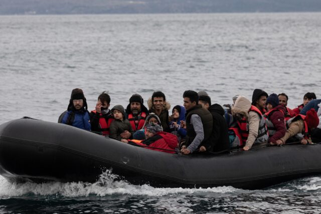 Επιχείρηση διάσωσης μεταναστών στον Μεσσηνιακό Κόλπο – Πληροφορίες για έναν νεκρό