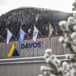 Νταβός: Πιθανή μια παγκόσμια ύφεση το 2023, σύμφωνα με έρευνα του Παγκόσμιου Οικονομικού Φόρουμ