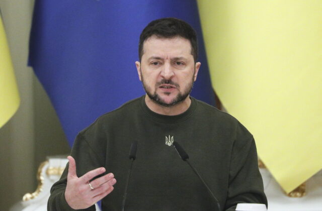 Ουκρανία: «Ξηλώνει» κόσμο ο Ζελένσκι έπειτα από σκάνδαλο διαφθοράς στον στρατό