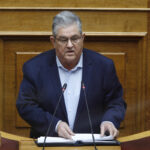 Δ. Κουτσούμπας: «Αγώνας για να ξεριζωθεί το αγκάθι της εκμετάλλευσης, της βίας, της γυναικείας ανισοτιμίας και καταπίεσης»