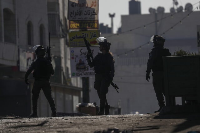 Δυτική Όχθη: Νεκρός Παλαιστίνιος από ισραηλινά πυρά