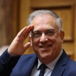 Τάκης Θεοδωρικάκος: Φωτογραφίες με ναρκωτικά από την εμπλοκή του γιου του φέρεται να κατέθεσε ο ταξίαρχος