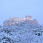 Κακοκαιρία «Μπάρμπαρα»: Κλειστά σχολεία, τηλεργασία στο Δημόσιο