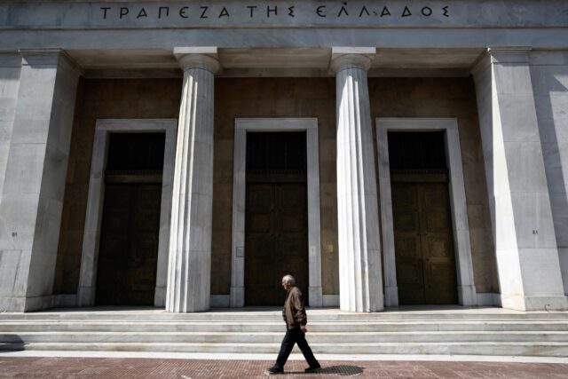 Στο 10% του ΑΕΠ το έλλειμμα του Ισοζυγίου Τρεχουσών Συναλλαγών το 2022, σύμφωνα με την Τράπεζα της Ελλάδος