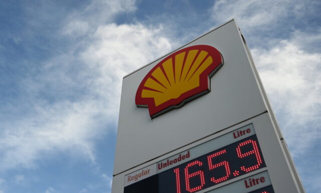 Τα υψηλότερα κέρδη στην ιστορία της κατέγραψε η Shell το 2022
