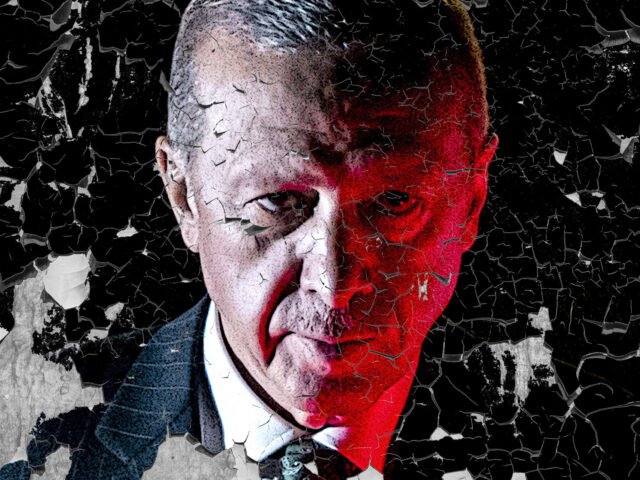 Η Τουρκία μετά τον σεισμό: Θα «γκρεμιστεί» από την εξουσία ο Ερντογάν; Τούρκοι πολιτικοί και αναλυτές μας απαντούν