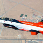 Η τεχνητή νοημοσύνη πιλοτάρισε μόνη της επί 17 ώρες ένα μαχητικό αεροσκάφος στις ΗΠΑ